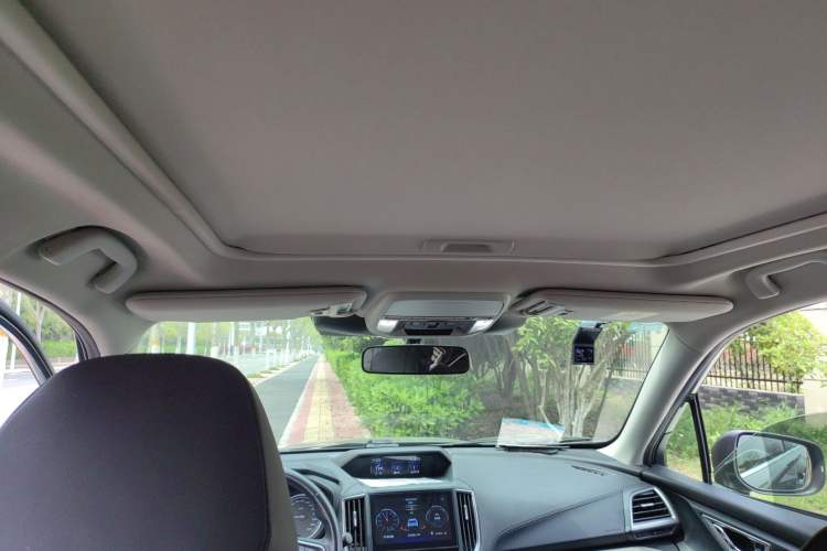 Used Subaru Forester 2022 2.0i AWD Luxury Edition Headliner