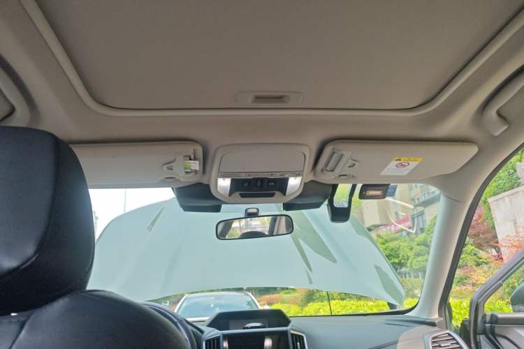 Used Subaru Forester 2022 2.0i AWD Luxury Edition EyeSight Headliner