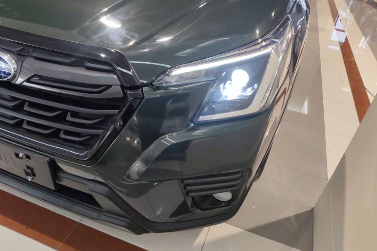 Used Subaru Forester 2022 2.0i AWD Luxury Edition EyeSight Left Front Headlight