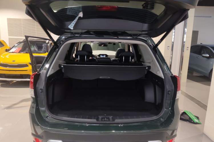 Used Subaru Forester 2022 2.0i AWD Flagship Edition EyeSight Trunk