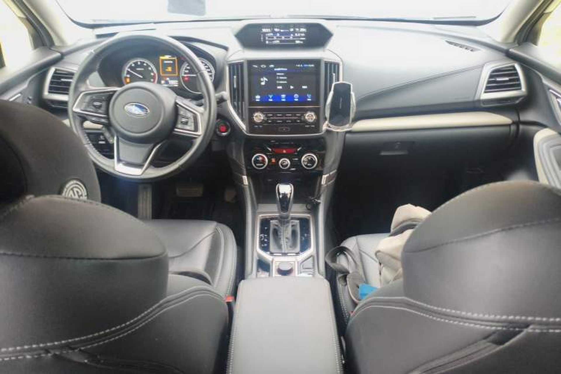 Used Subaru Forester 2022 2.0i AWD Luxury Edition EyeSight Center Console