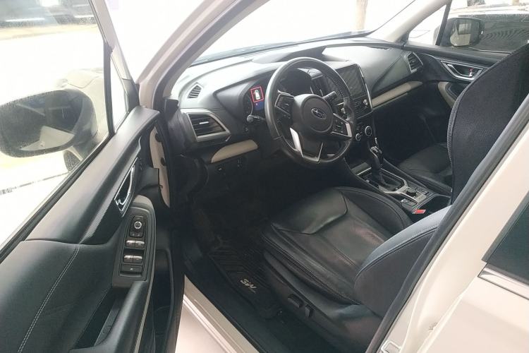 Used Subaru Forester 2022 2.0i AWD Luxury Edition EyeSight Driver Seat