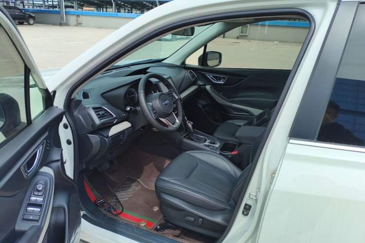 Used Subaru Forester 2022 2.0i AWD Luxury Edition EyeSight Driver Seat