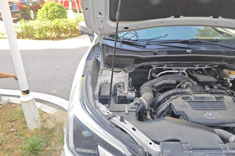 Used Subaru Forester 2022 2.0i AWD Flagship Edition EyeSight Engine Bay Right