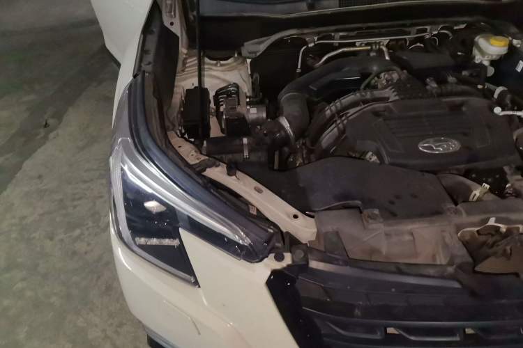 Used Subaru Forester 2022 2.0i AWD Flagship Edition EyeSight Engine Bay Right