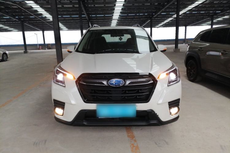 Used Subaru Forester 2022 2.0i AWD Luxury Edition EyeSight Front