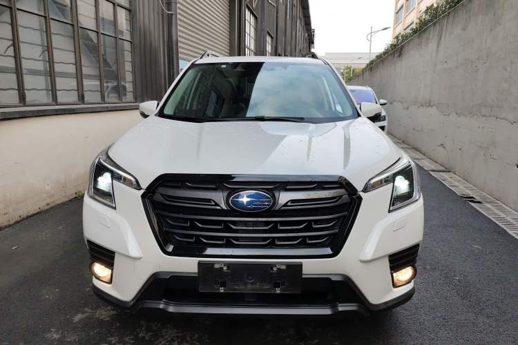 Used Subaru Forester 2022 2.0i AWD Luxury Edition EyeSight Front