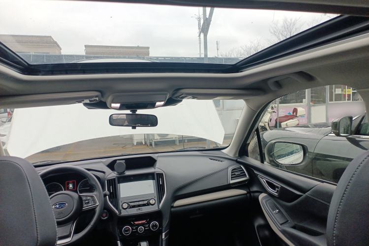 Used Subaru Forester 2022 2.0i AWD Luxury Edition EyeSight Headliner