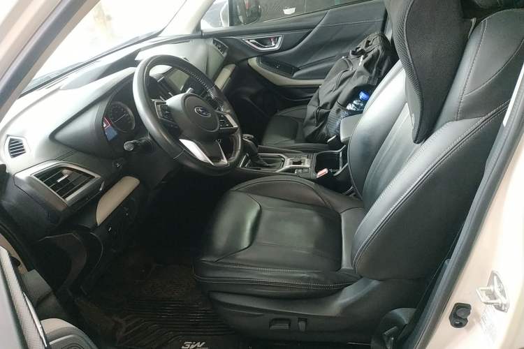 Used Subaru Forester 2022 2.0i AWD Luxury Edition EyeSight Left Front Seat