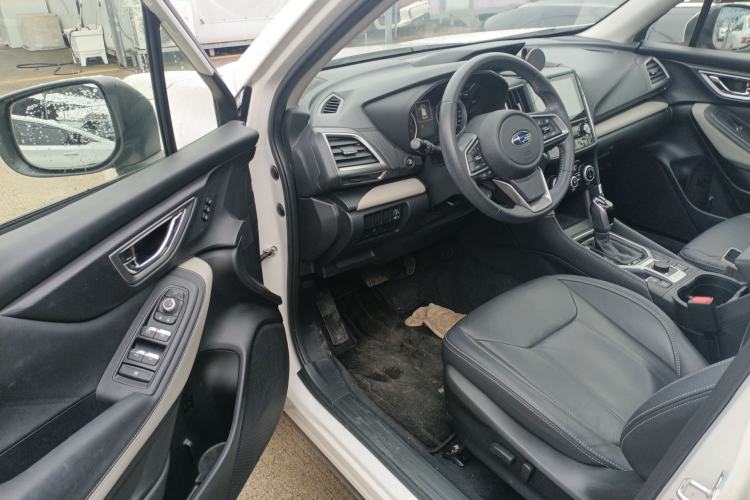 Used Subaru Forester 2022 2.0i AWD Luxury Edition EyeSight Left Front Seat