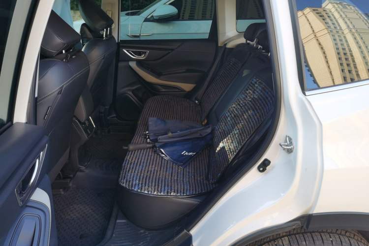 Used Subaru Forester 2022 2.0i AWD Luxury Edition EyeSight Left Rear Seat