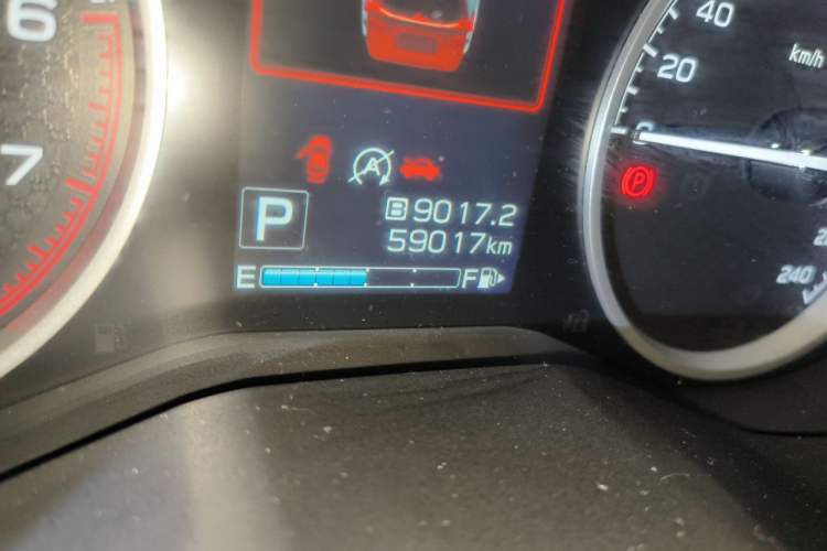 Used Subaru Forester 2022 2.0i AWD Luxury Edition EyeSight Odometer Close Up