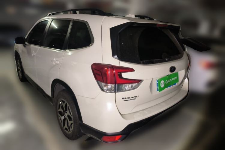 Used Subaru Forester 2022 2.0i AWD Luxury Edition EyeSight Rear Left 45 Deg