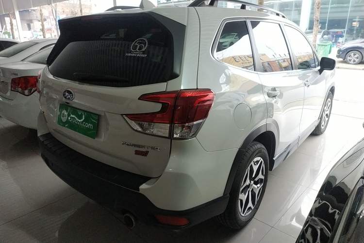 Used Subaru Forester 2022 2.0i AWD Luxury Edition EyeSight Rear Right 45 Deg
