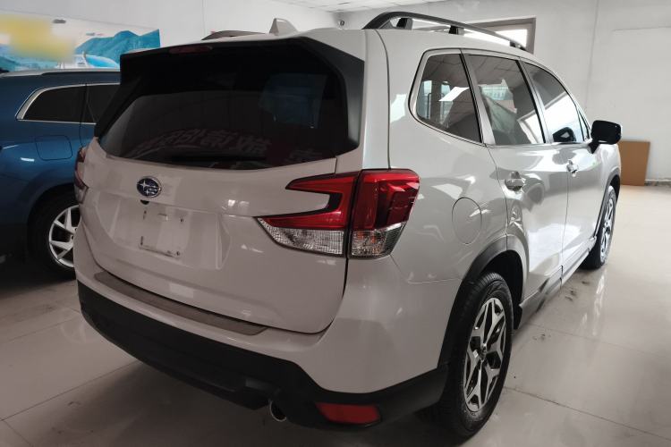 Used Subaru Forester 2022 2.0i AWD Luxury Edition EyeSight Rear Right 45 Deg