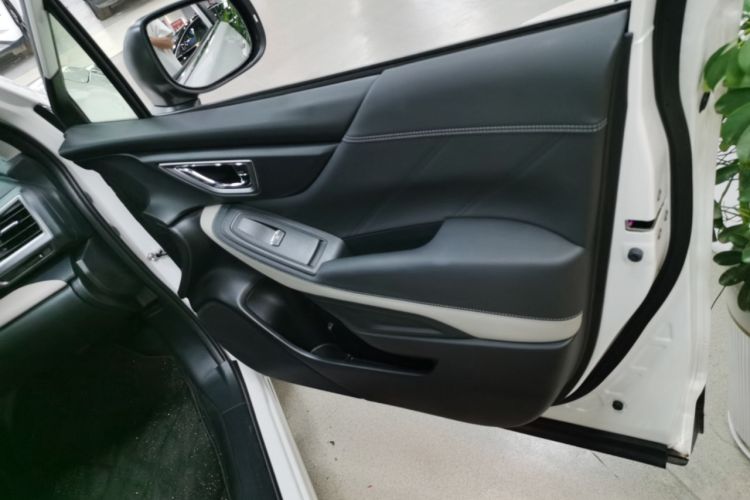 Used Subaru Forester 2022 2.0i AWD Luxury Edition EyeSight Right Front Door Interior