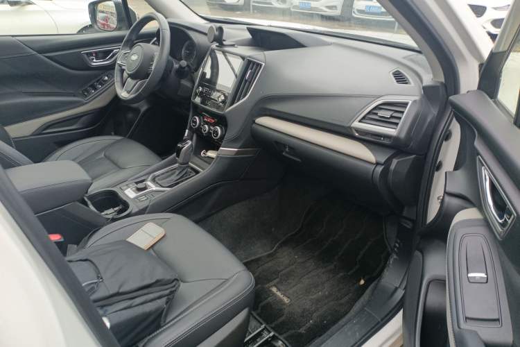 Used Subaru Forester 2022 2.0i AWD Luxury Edition EyeSight Right Front Seat