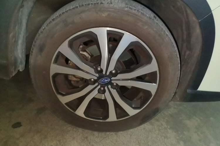 Used Subaru Forester 2022 2.0i AWD Flagship Edition EyeSight Right Front Wheel Hub