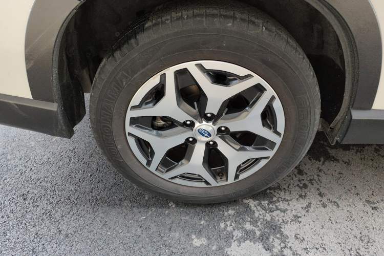 Used Subaru Forester 2022 2.0i AWD Luxury Edition EyeSight Right Rear Wheel Hub