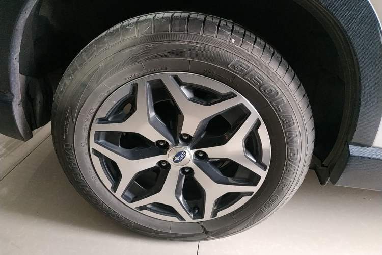 Used Subaru Forester 2022 2.0i AWD Luxury Edition EyeSight Right Rear Wheel Hub