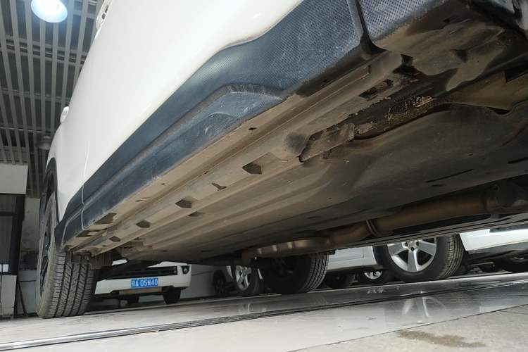 Used Subaru Forester 2022 2.0i AWD Luxury Edition EyeSight Right Side Sill