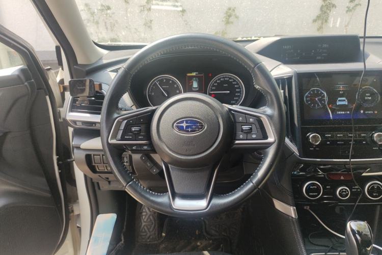 Used Subaru Forester 2022 2.0i AWD Luxury Edition EyeSight Steering Wheel