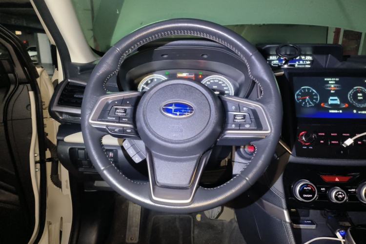 Used Subaru Forester 2022 2.0i AWD Luxury Edition EyeSight Steering Wheel