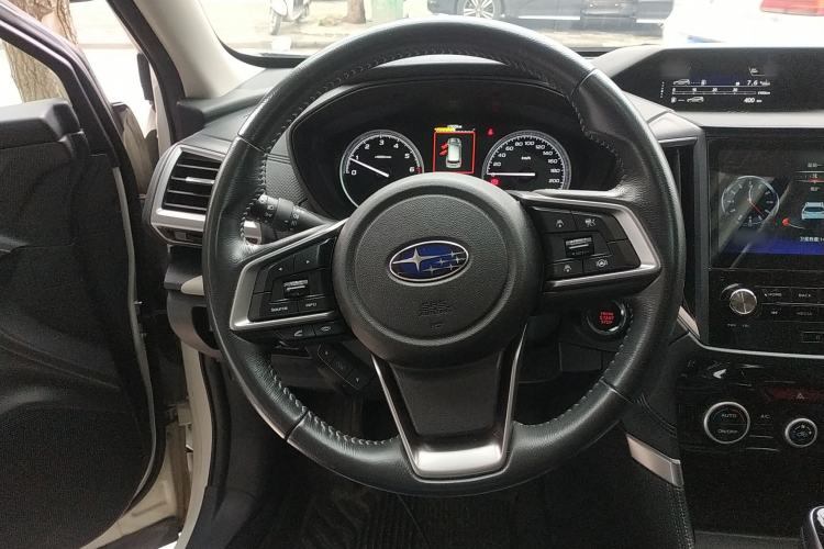 Used Subaru Forester 2022 2.0i AWD Luxury Edition EyeSight Steering Wheel