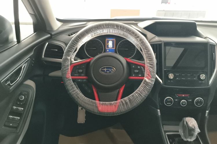 Used Subaru Forester 2022 2.0i AWD Luxury Edition EyeSight Steering Wheel