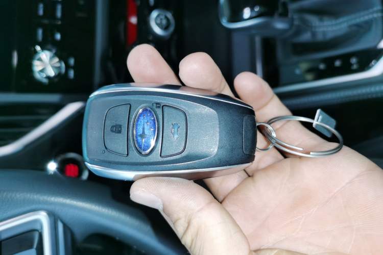 Used Subaru Forester 2022 2.0i AWD Luxury Edition EyeSight Vehicle Key