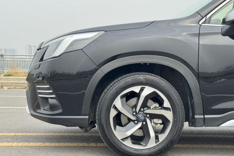 Used Subaru Forester 2024 2.5i AWD Flagship Edition EyeSight Exterior 7