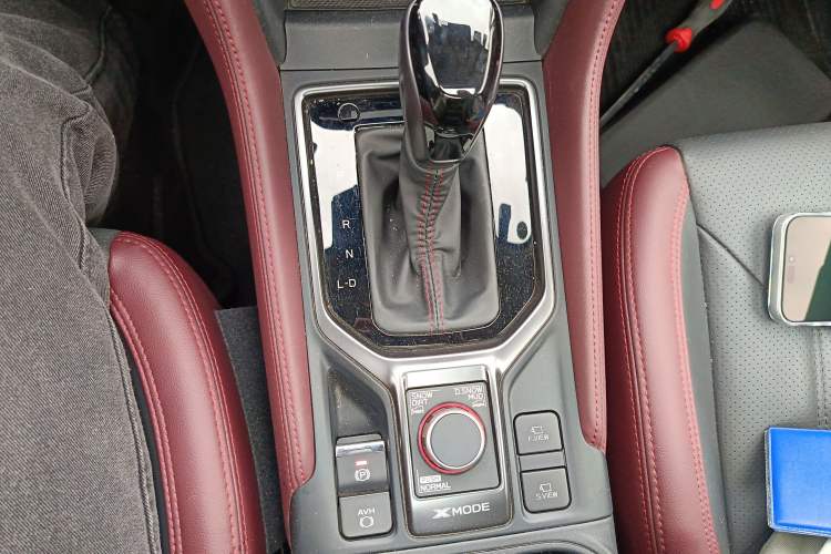 Used Subaru Forester 2024 STI Sport Gear Lever