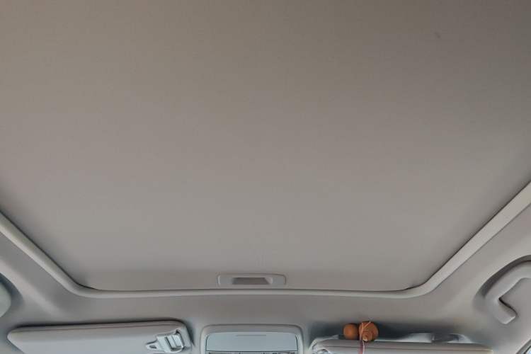 Used Subaru Forester 2024 2.5i AWD Premium Edition EyeSight Headliner