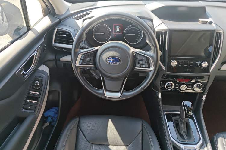 Used Subaru Forester 2024 2.5i AWD Premium Edition EyeSight Steering Wheel