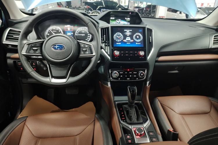 Used Subaru Forester 2024 2.5i AWD Flagship Edition EyeSight Center Console