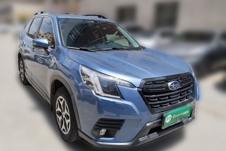 Used Subaru Forester 2024 2.0i AWD Luxury Edition Front Right 45 Deg