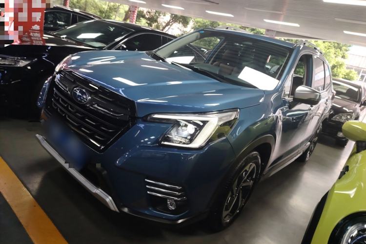Used Subaru Forester 2024 2.5i AWD Flagship Edition EyeSight Left Side