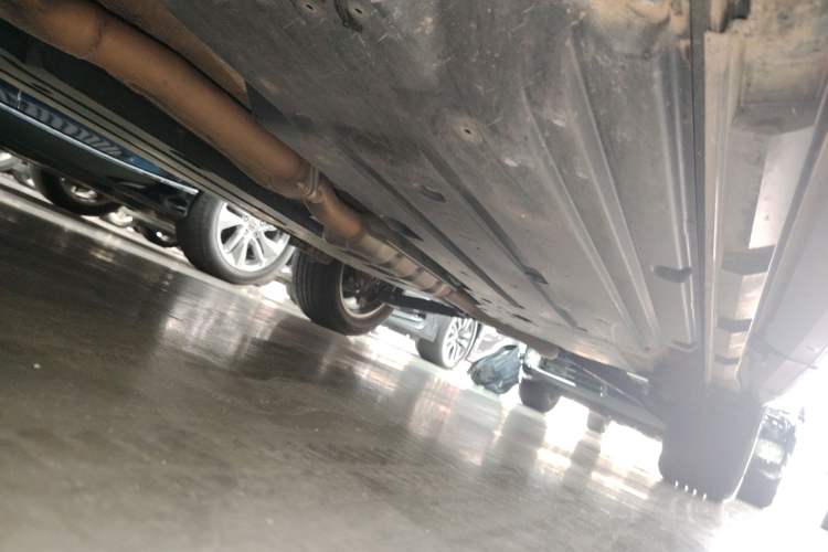Used Subaru Forester 2024 2.5i AWD Flagship Edition EyeSight Left Side Sill