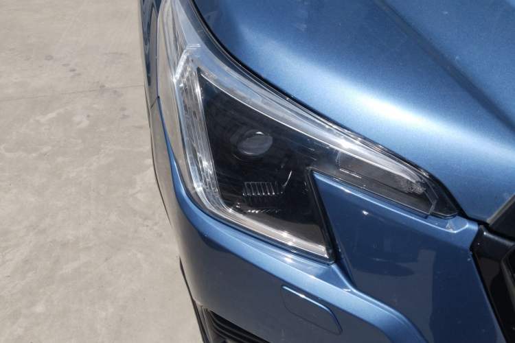 Used Subaru Forester 2024 2.0i AWD Luxury Edition Right Front Headlight