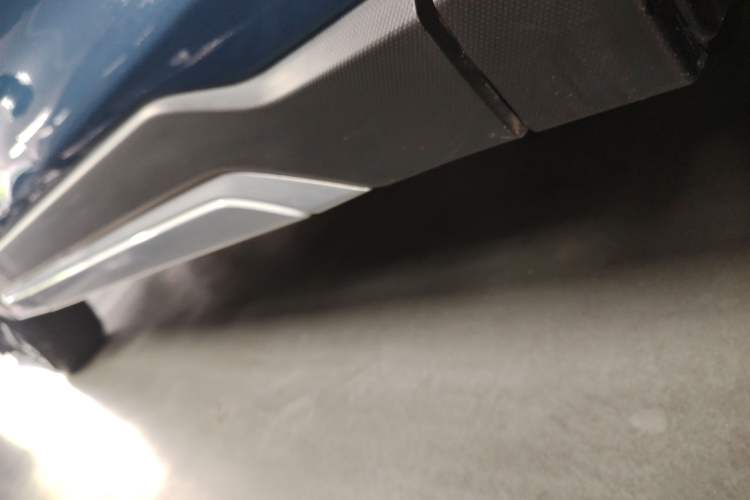 Used Subaru Forester 2024 2.5i AWD Flagship Edition EyeSight Right Side Sill