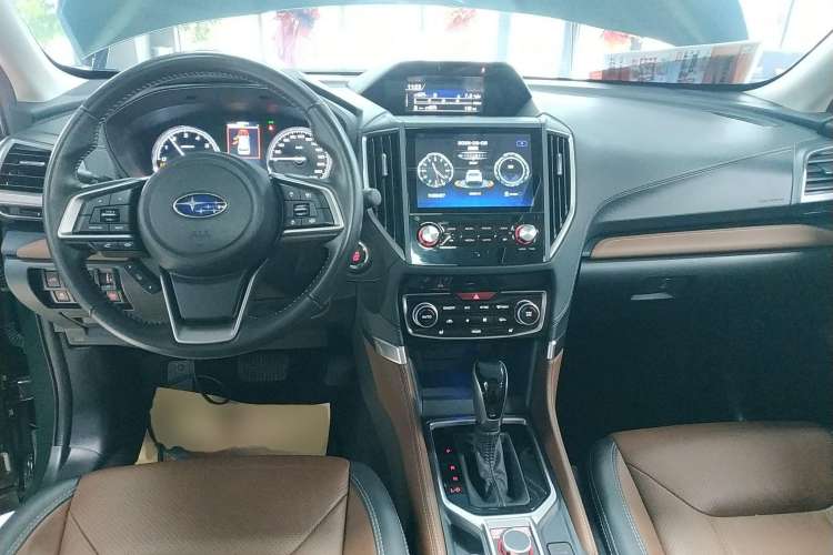 Used Subaru Forester 2024 2.5i AWD Flagship Edition EyeSight Center Console