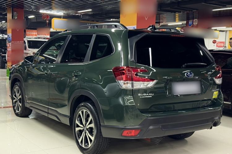 Used Subaru Forester 2024 2.5i AWD Premium Edition EyeSight Exterior 4