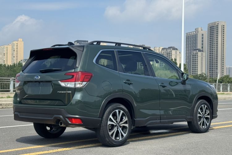 Used Subaru Forester 2024 2.5i AWD Premium Edition EyeSight Exterior 6