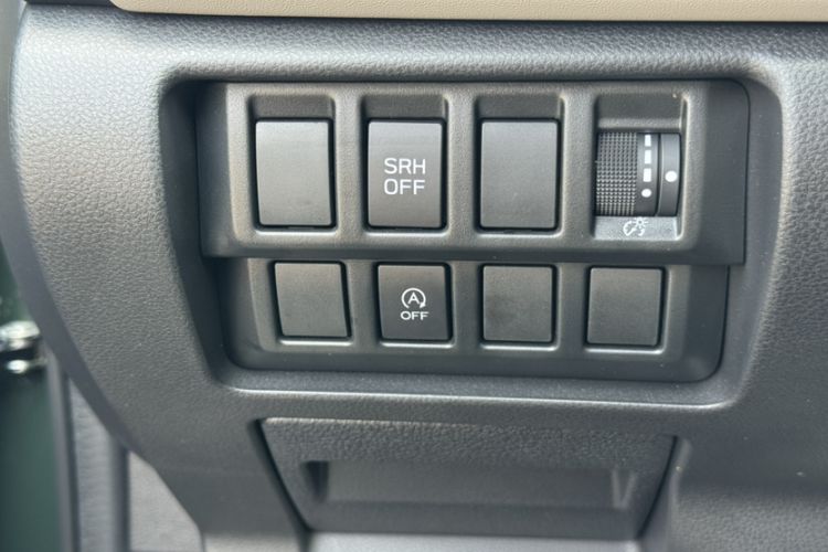 Used Subaru Forester 2024 2.5i AWD Premium Edition EyeSight Interior 1