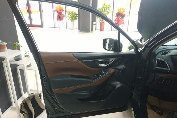 Used Subaru Forester 2024 2.5i AWD Flagship Edition EyeSight Left Front Door Interior