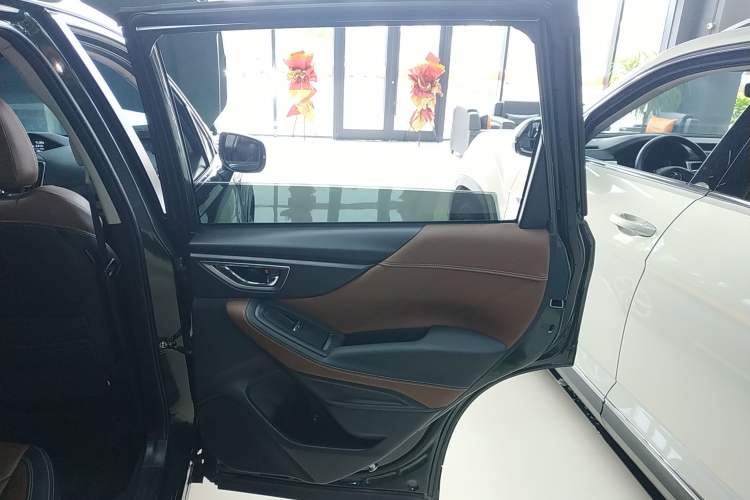 Used Subaru Forester 2024 2.5i AWD Flagship Edition EyeSight Right Rear Door Interior