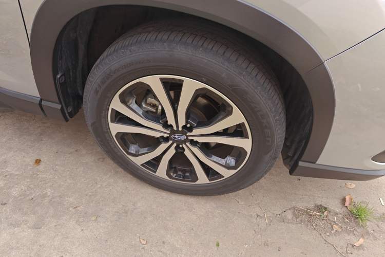 Used Subaru Forester 2024 2.5i AWD Premium Edition EyeSight Right Front Wheel Hub
