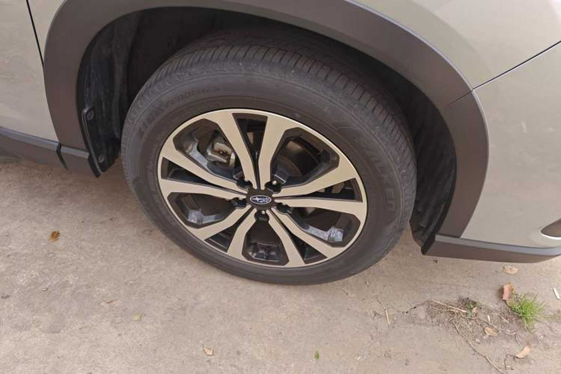 Used Subaru Forester 2024 2.5i AWD Premium Edition EyeSight Right Front Wheel Hub