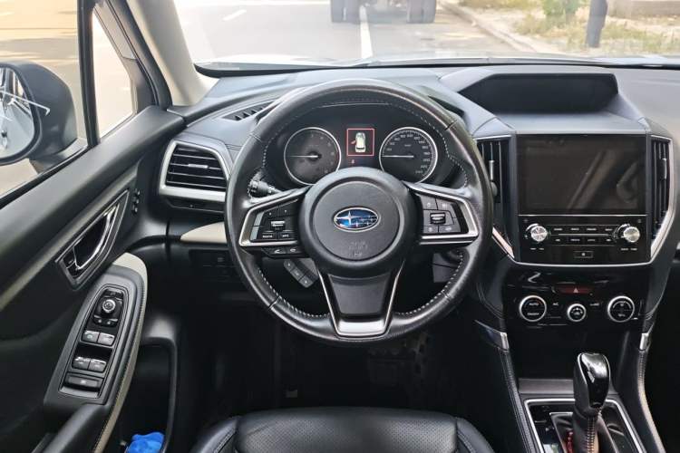 Used Subaru Forester 2024 2.5i AWD Premium Edition EyeSight Steering Wheel