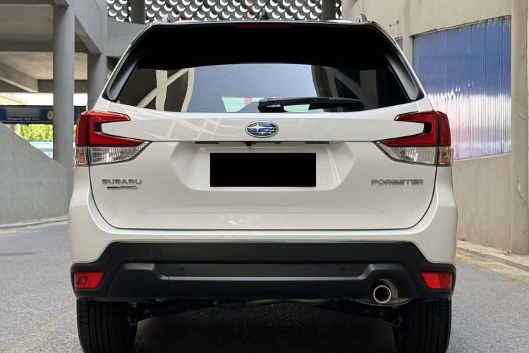 Used Subaru Forester 2024 2.5i AWD Premium Edition EyeSight Exterior 5